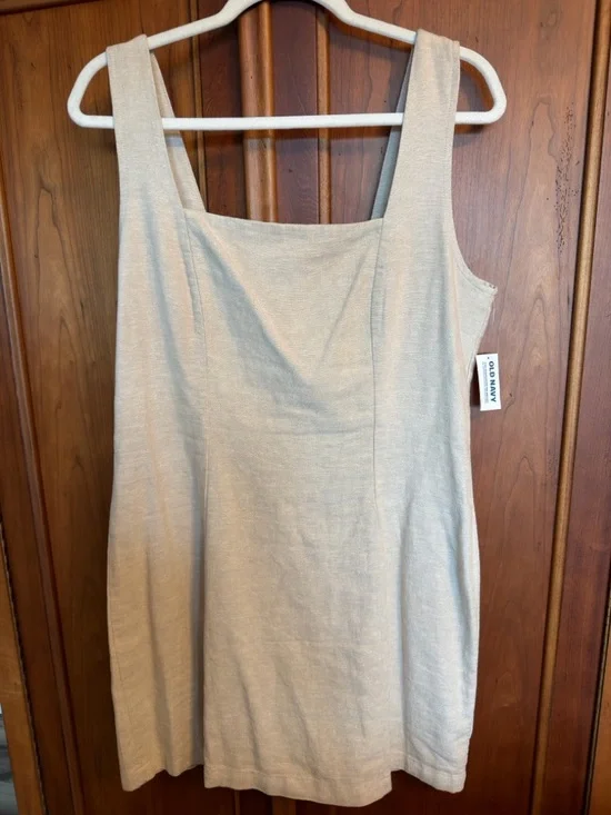 Old Navy Neutral Linen Square-Neck Midi Tank Dress - Picture 4 of 8